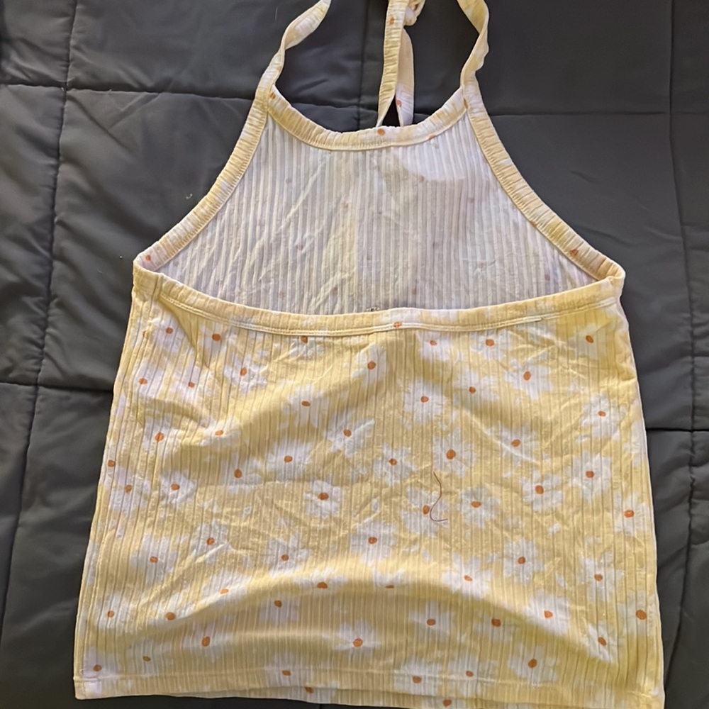 Halter top - Picture 2 of 2
